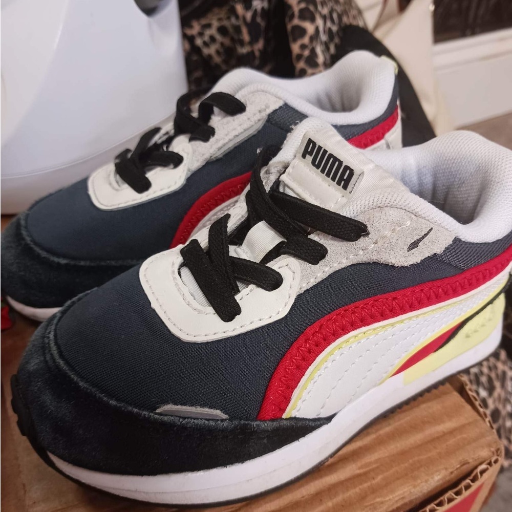 Puma Shoes 8c - Picture 1 of 1